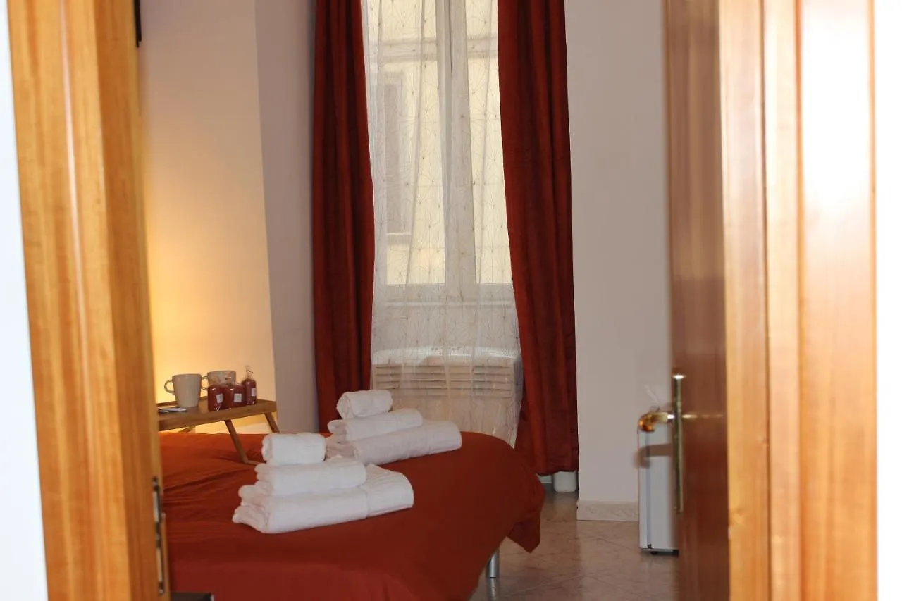 Casa Bayard-Your Neapolitan Home 0*, Napoli