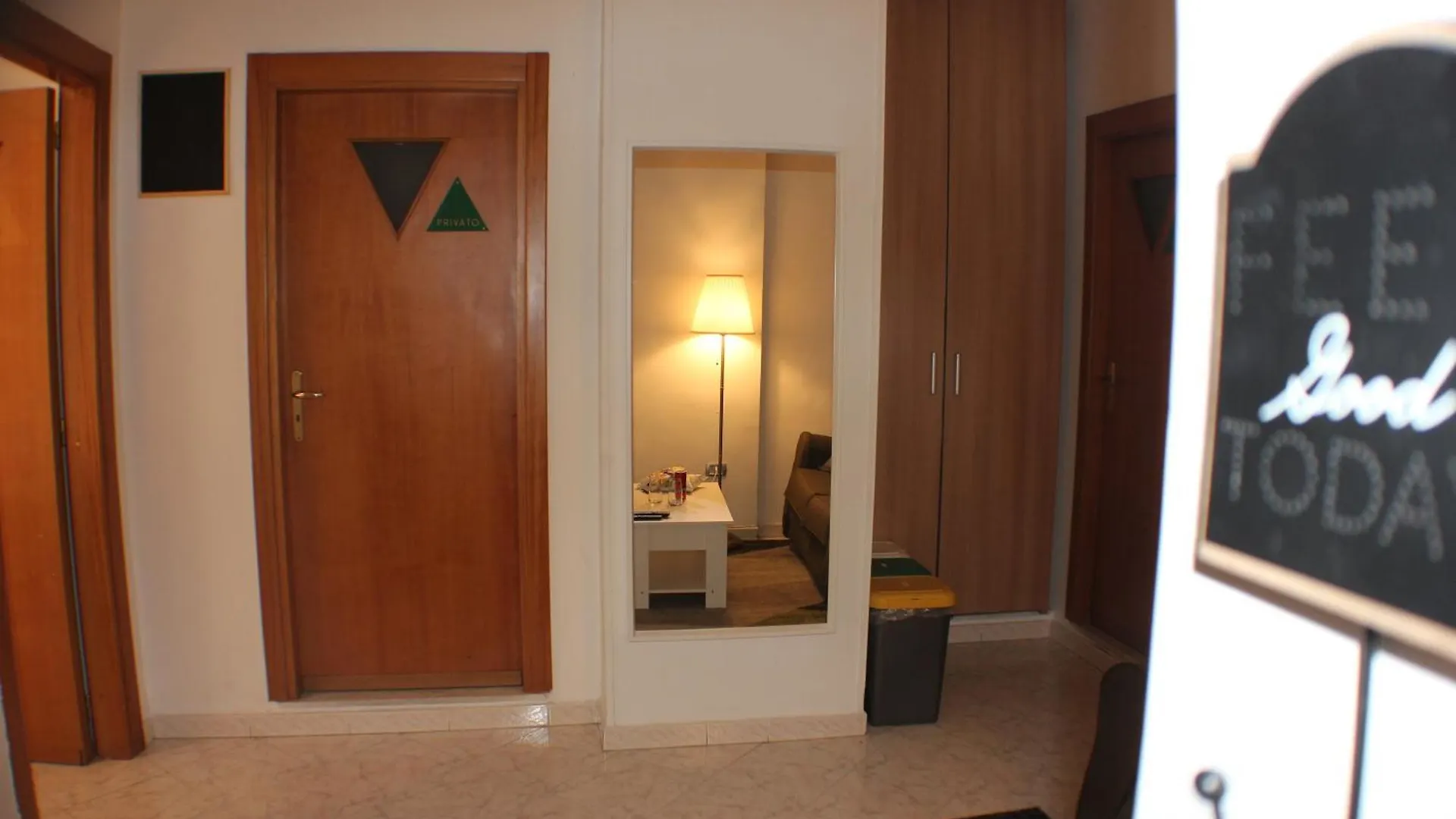 Casa Bayard-Your Neapolitan Home 0*, Napoli Italia