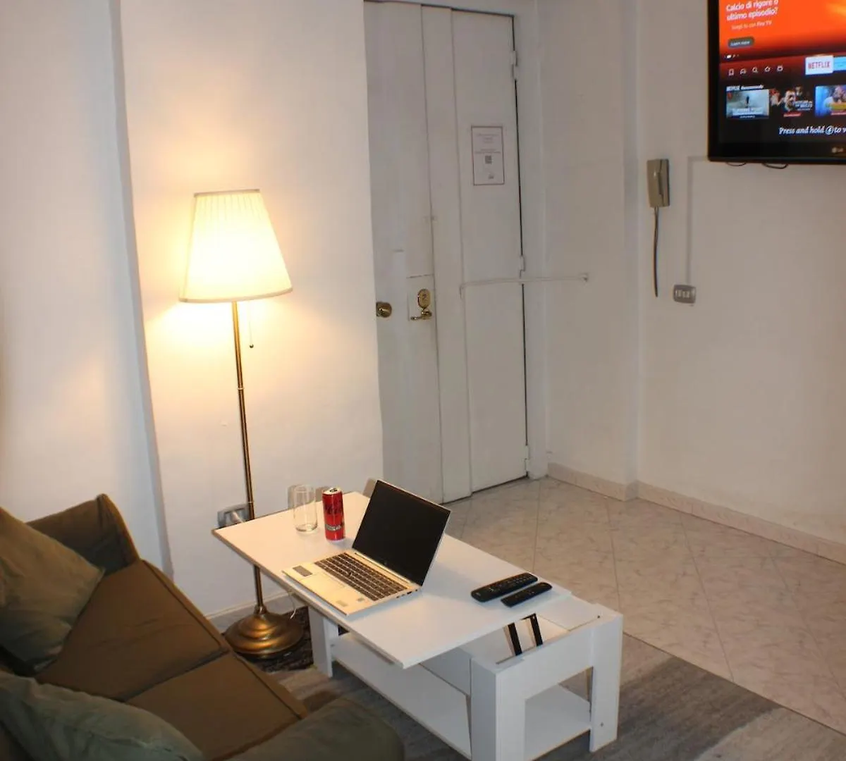Casa Bayard-Your Neapolitan Home 0*, Napoli Italia