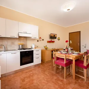 https://i-tre-golfi-family-apartments.sicilyhotelsitaly.net
